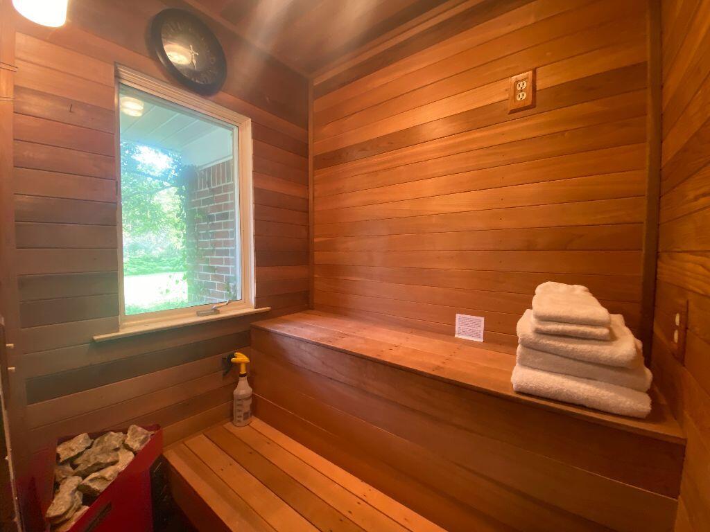 4959 Miller Road Ann Arbor, MI 48103 - Photo 48 of 140 Sauna