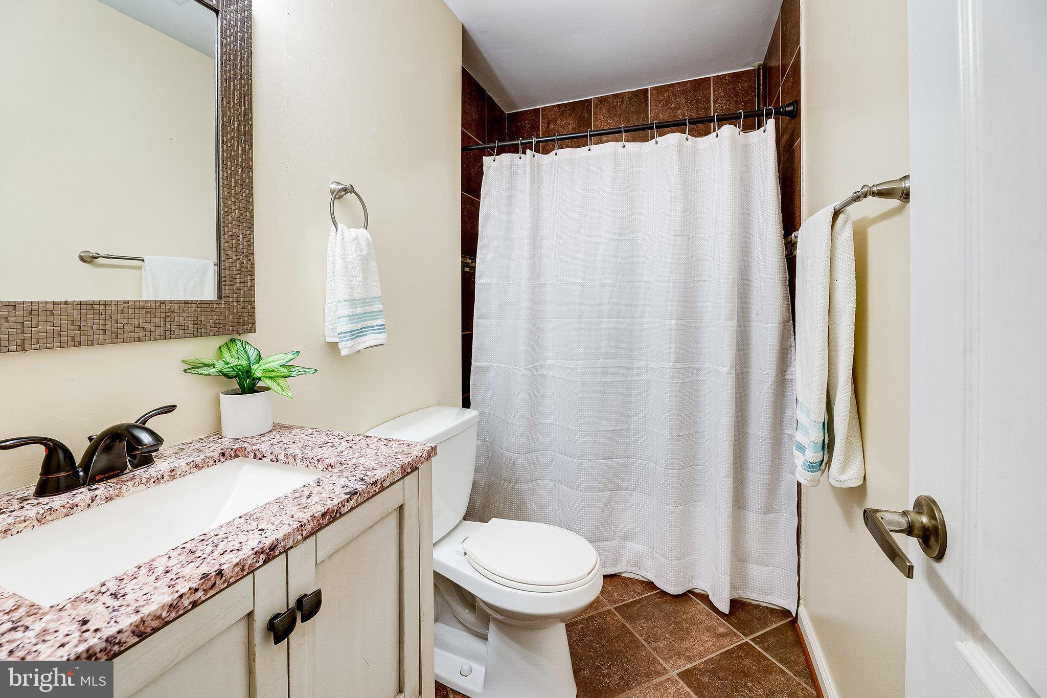 7501 Bentree Road Fort Washington, MD 20744 - Photo 14 of 40 Primary Bathroom