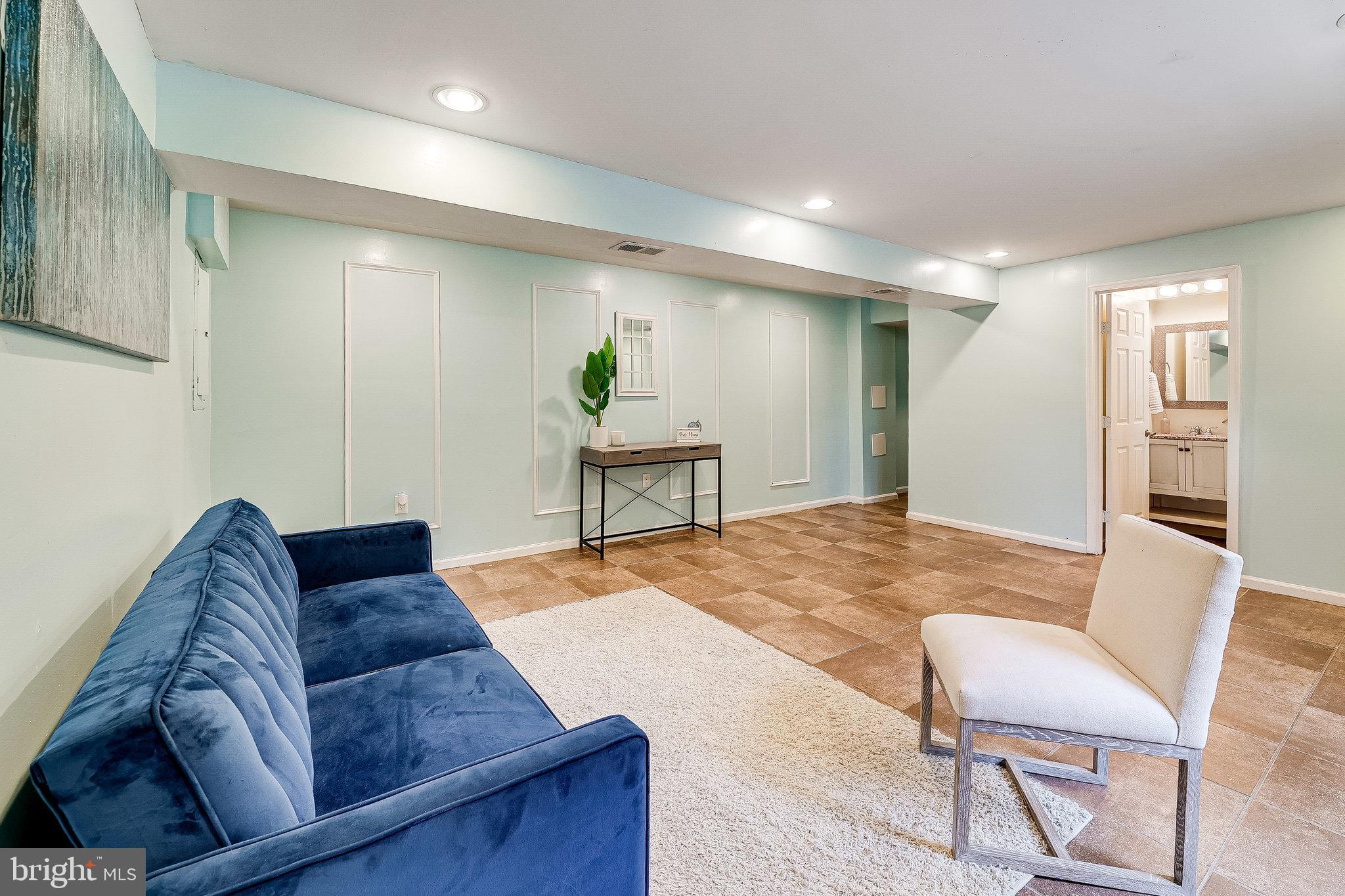7501 Bentree Road Fort Washington, MD 20744 - Photo 23 of 40 Basement Family Room