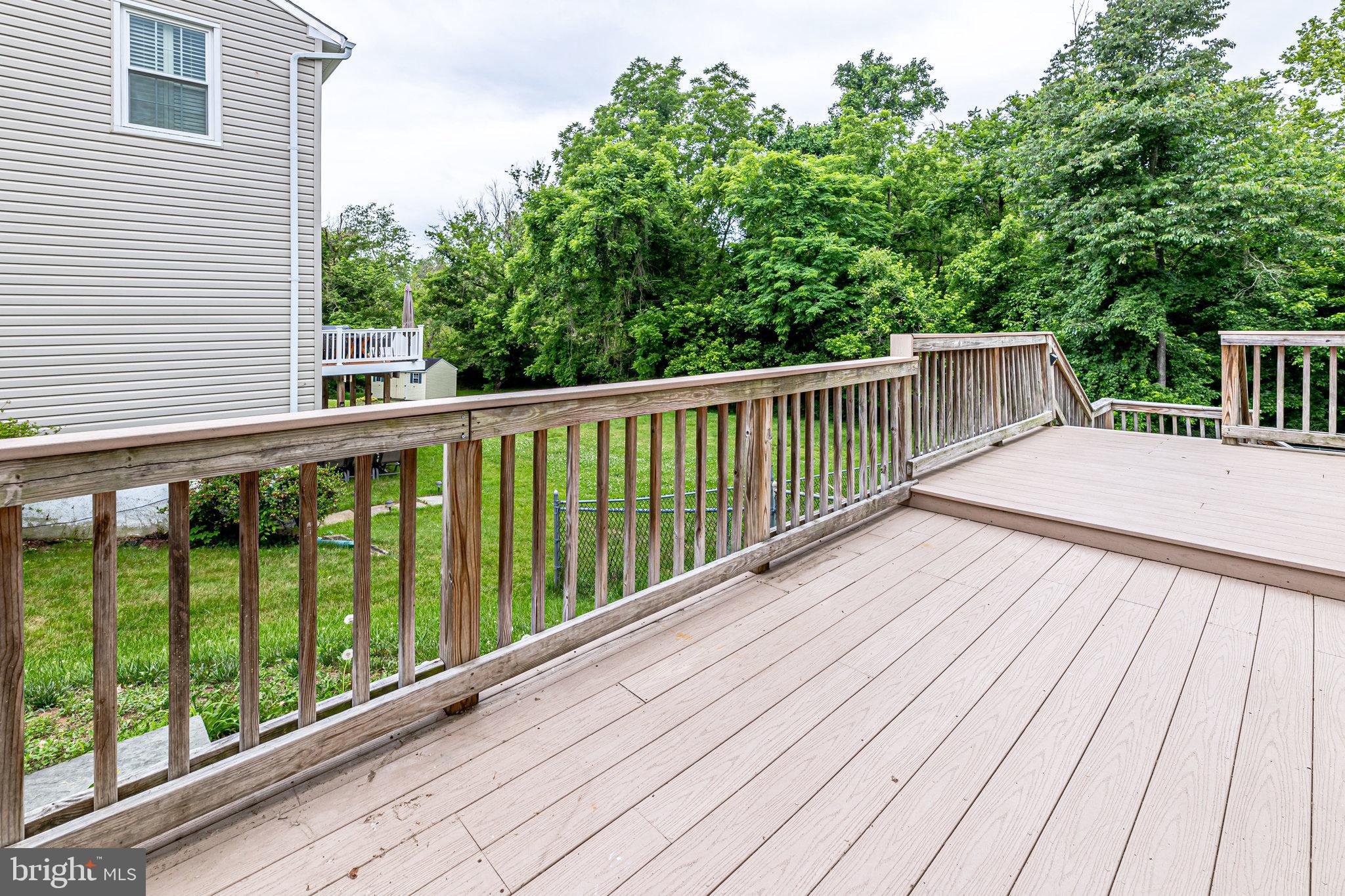 7501 Bentree Road Fort Washington, MD 20744 - Photo 31 of 40 Deck