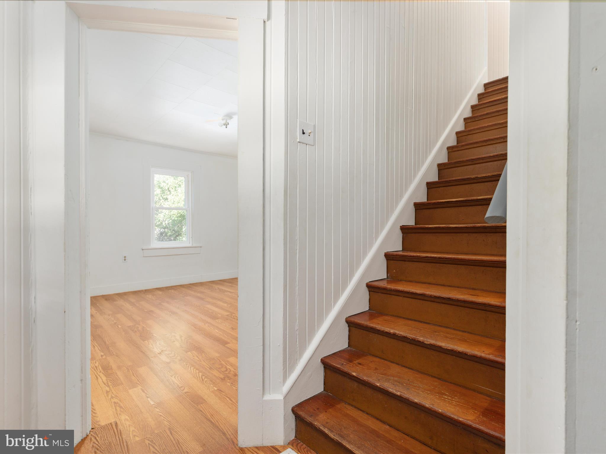 141 Back Creek Road Gore, VA 22637 - Photo 14 of 53 a view of entryway