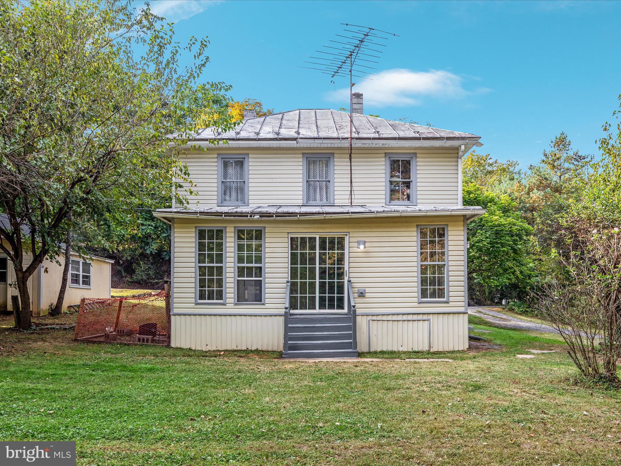 141 Back Creek Road Gore, VA 22637 - Photo 33 of 53 a front view of a house with a yard