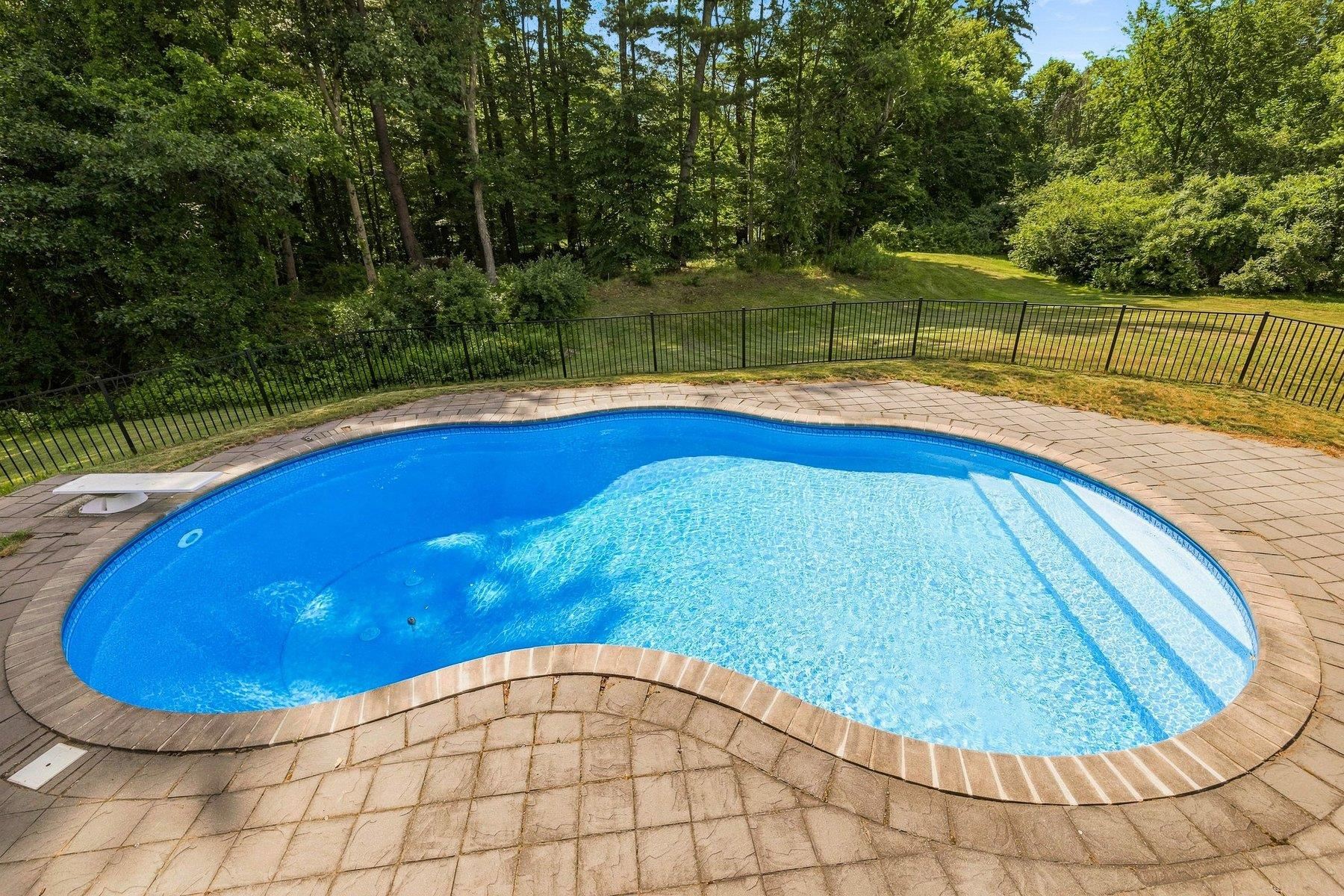 23 Birnum Woods Road Stratham, NH 03885 - Photo 36 of 45