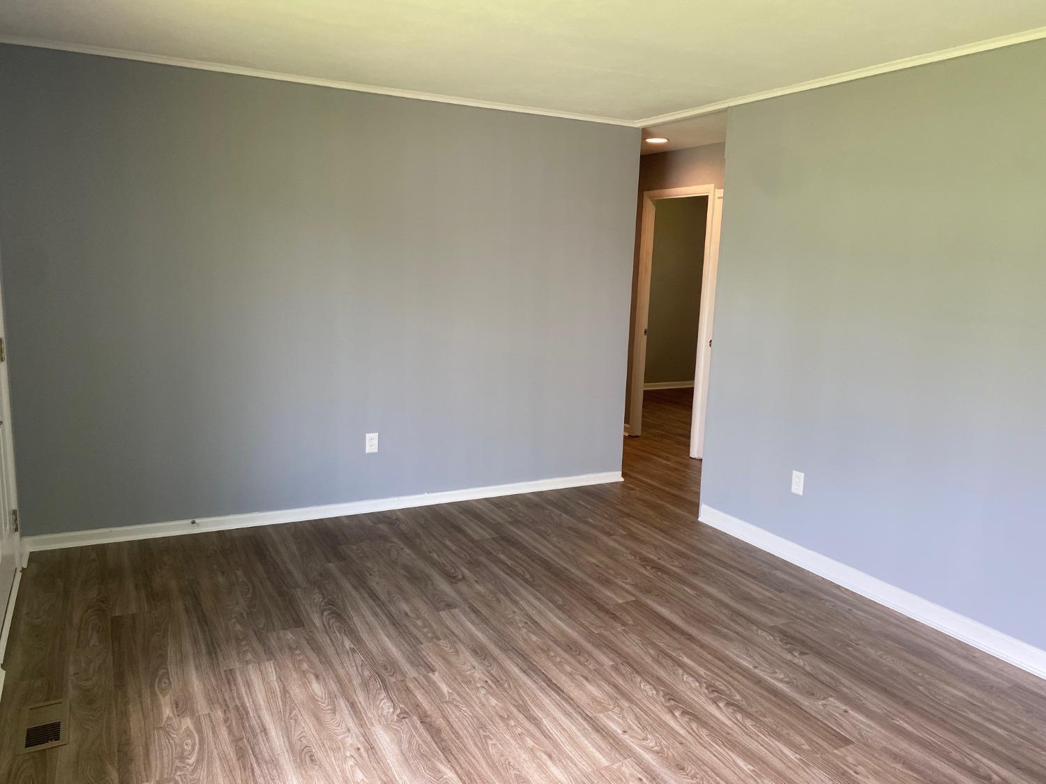 2616 Adams Road Cincinnati, OH 45231 - Photo 17 of 25
