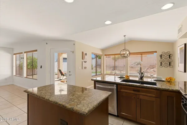 $674,999 | 1723 East Blackhawk Drive, Phoenix, AZ 85024