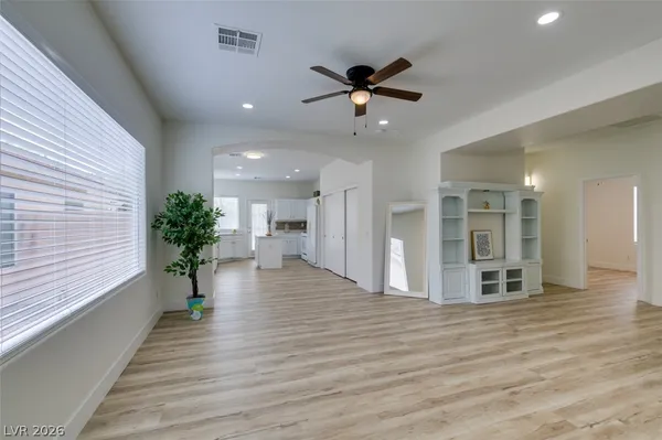 $2,095 | 10959 Pumpkin Ridge Avenue, Las Vegas, NV 89135