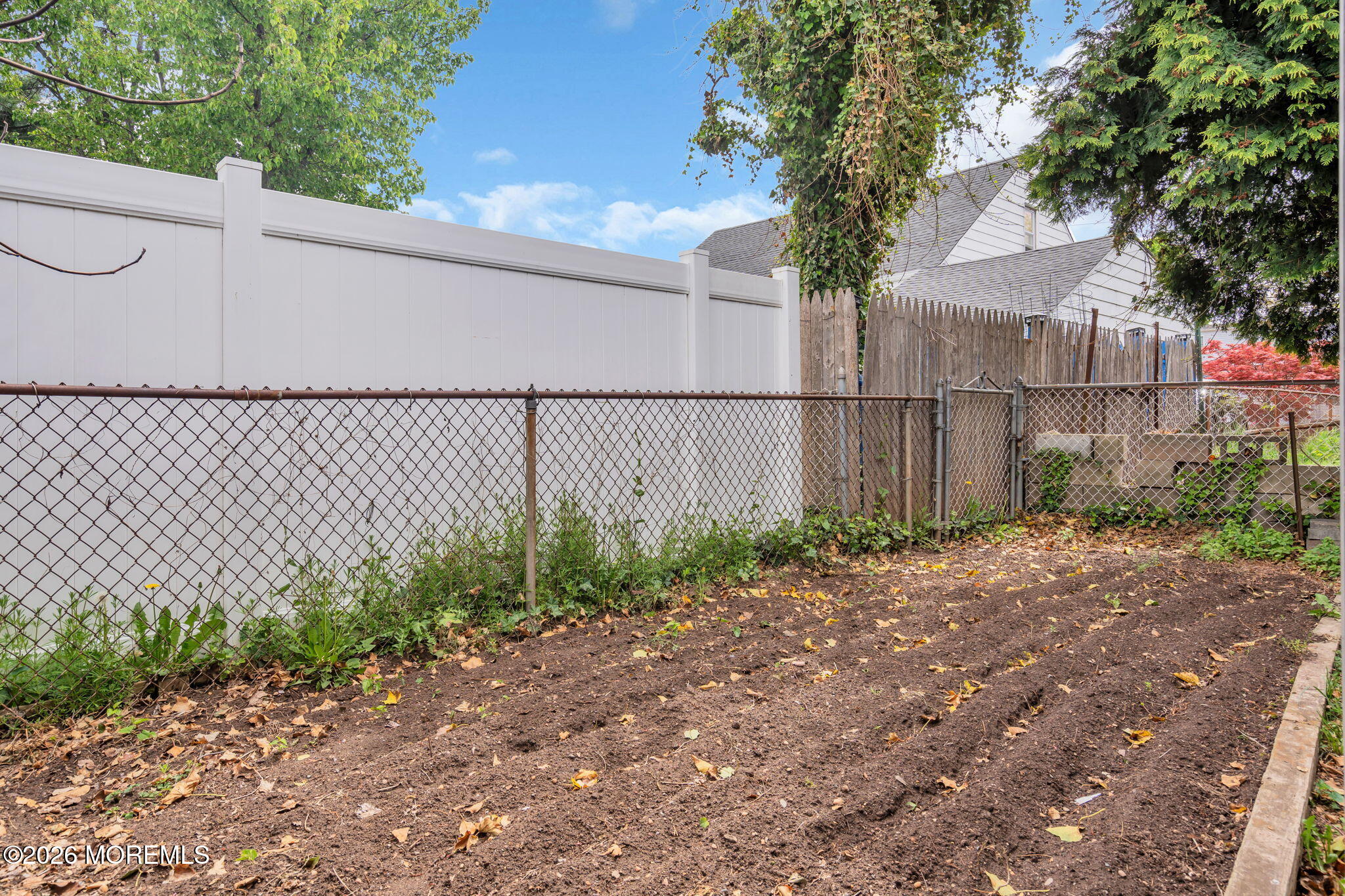 165 Old Post Road Edison, NJ 08817 - Photo 28 of 30 42-web-or-mls-DSC05890