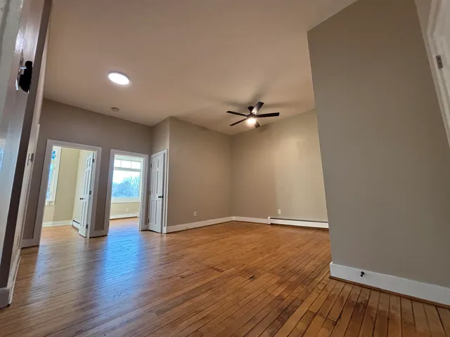 $1,750 | 408 Central Street, Unit 6, Franklin, NH 03235