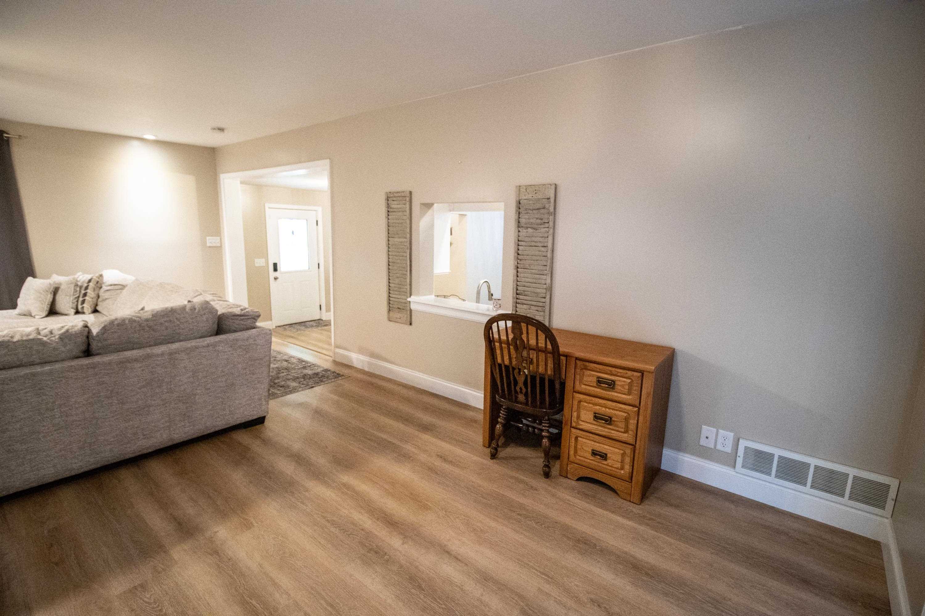 8288 Neff Road Mount Morris, MI 48458 - Photo 11 of 43 50149826-16c88702-5879-4b3e-bd5c-f01fb0274700.JPG