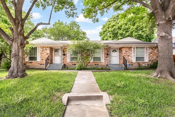 $2,000 | 7409 Brentcove Circle, Dallas, TX 75214