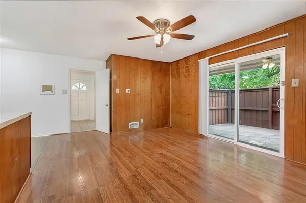 $2,000 | 7409 Brentcove Circle, Dallas, TX 75214