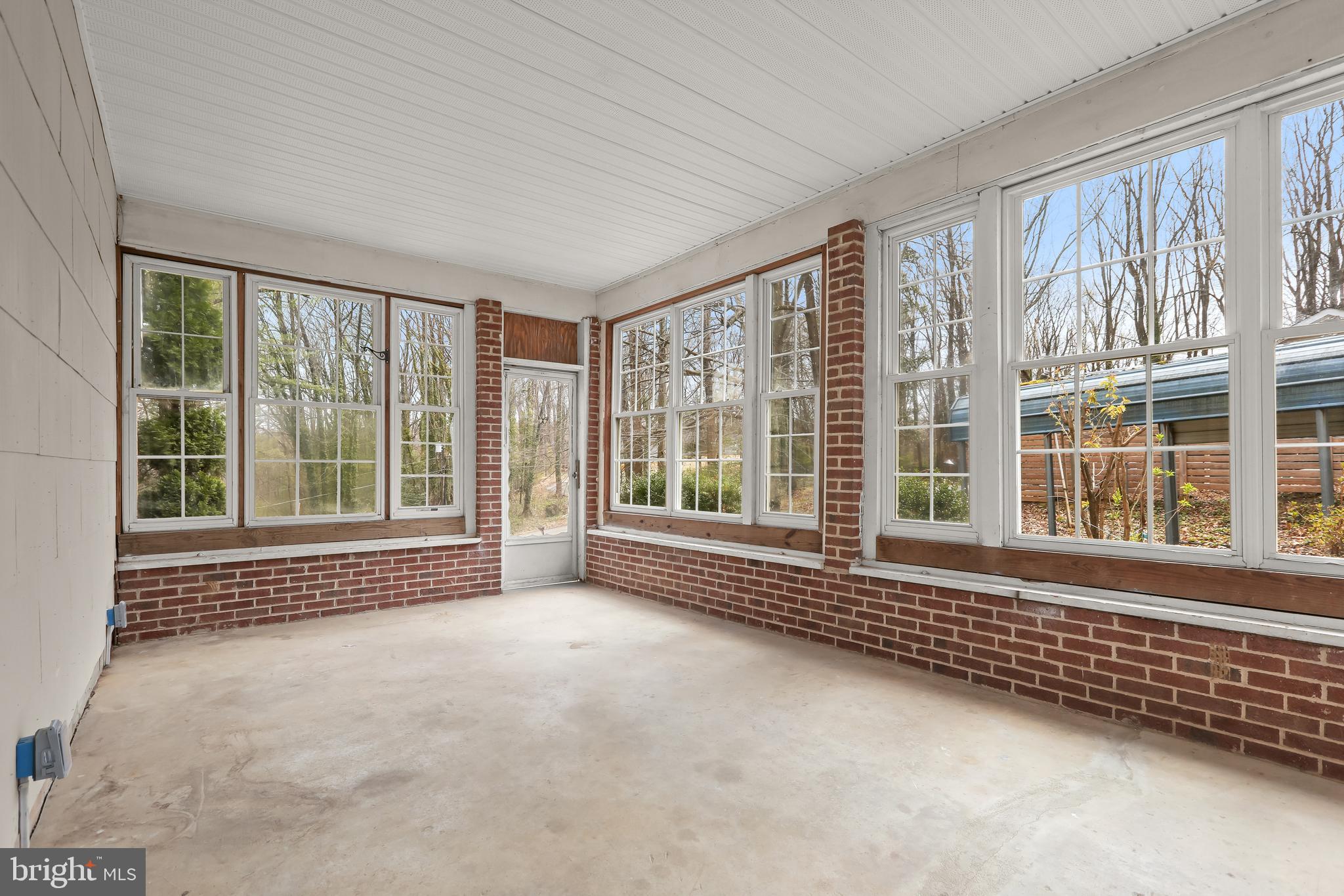 1255 Sheridan Road Crownsville, MD 21032 - Photo 13 of 40 a view of an empty room with a large window