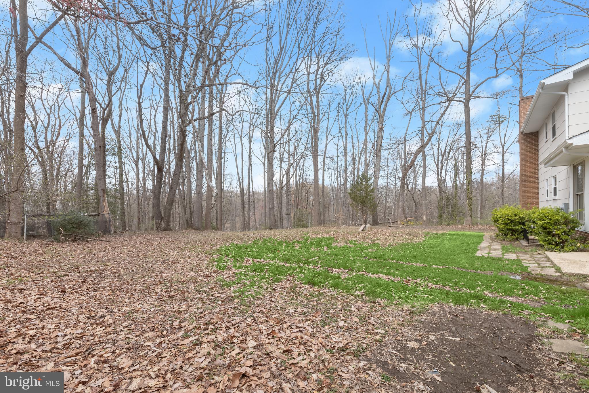 1255 Sheridan Road Crownsville, MD 21032 - Photo 40 of 40 a backyard of a house with lots of green space