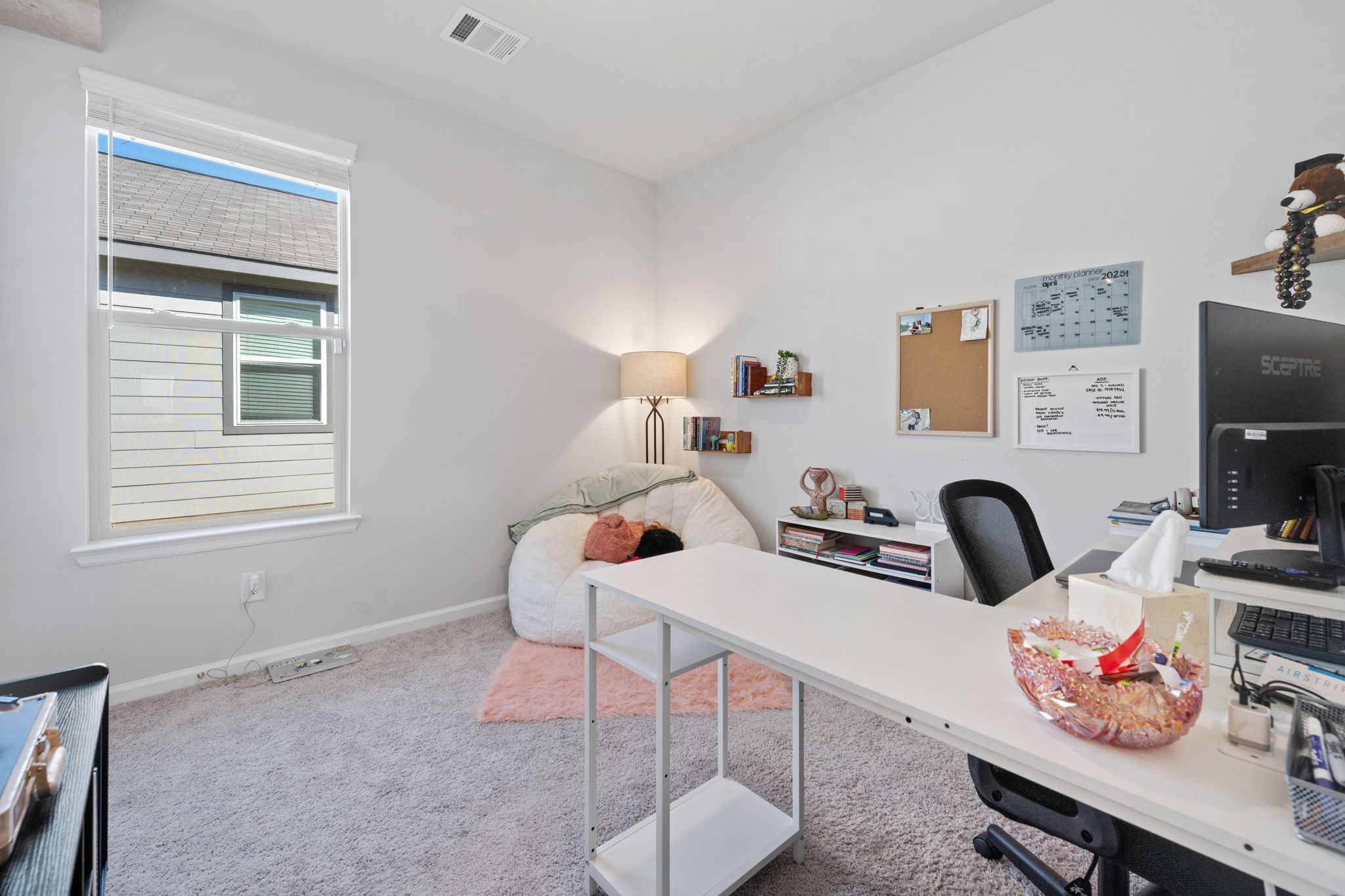 20819 Adventure Way Porter, TX 77365 - Photo 17 of 22 a room with a workspace