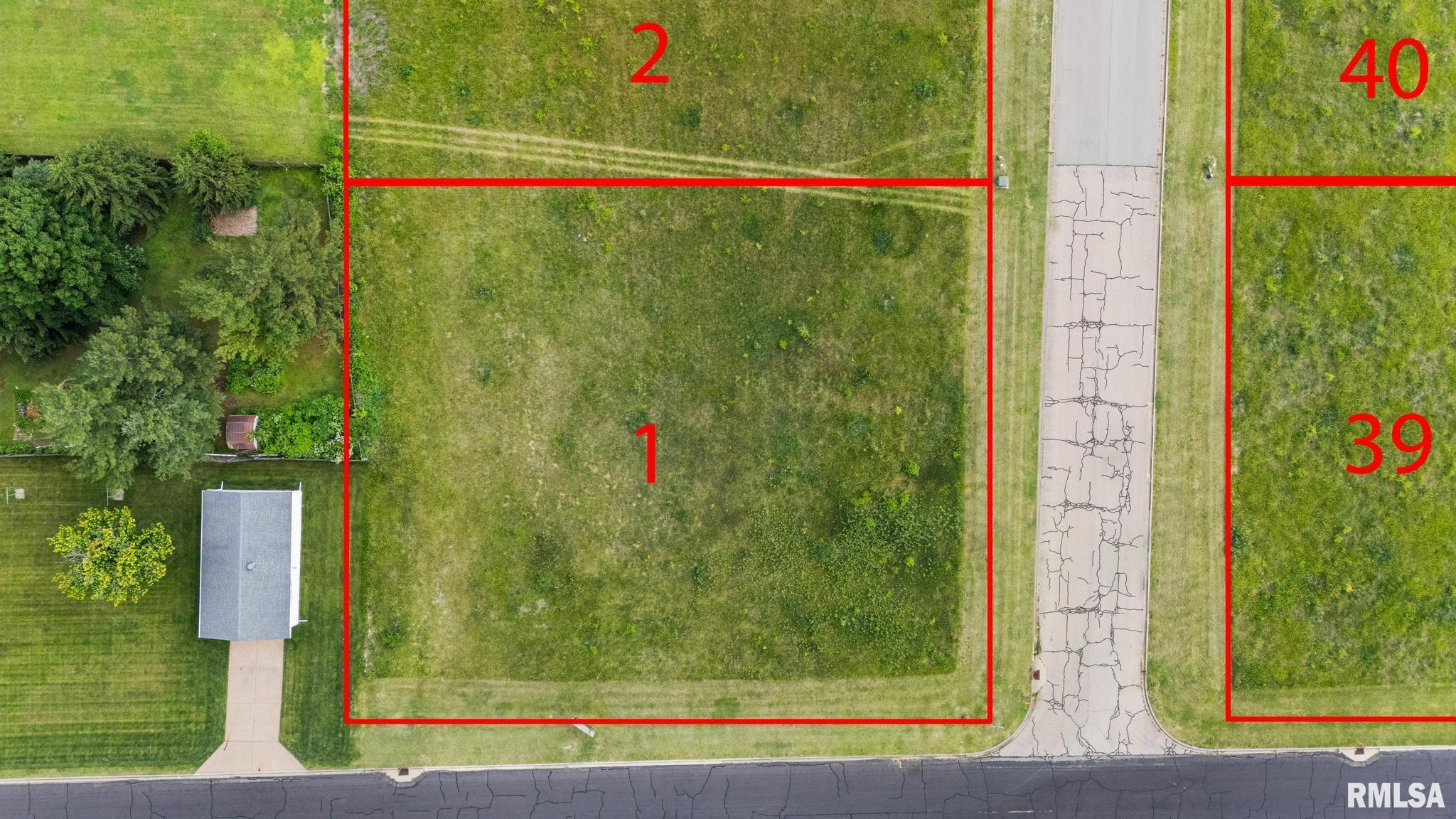 104 Apache Way Groveland, IL 61535 - Photo 2 of 8