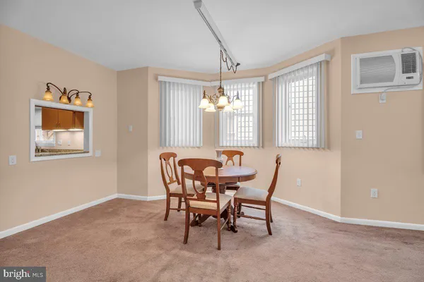 $250,000 | 127 West Federal Street, Burlington, NJ 08016