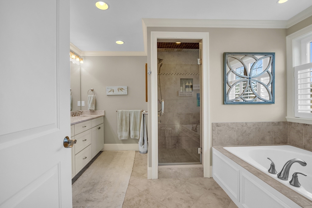 19 Fletcher Road Bedford, MA 01730 - Photo 17 of 37 Gallery Image 17