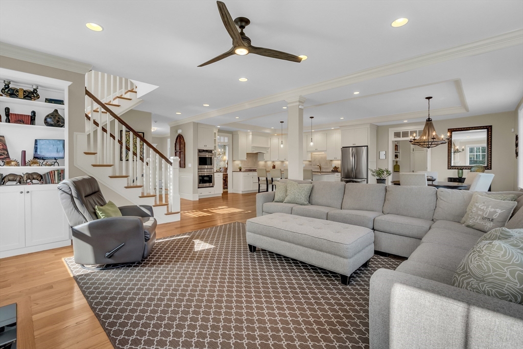 19 Fletcher Road Bedford, MA 01730 - Photo 5 of 37 Gallery Image 5