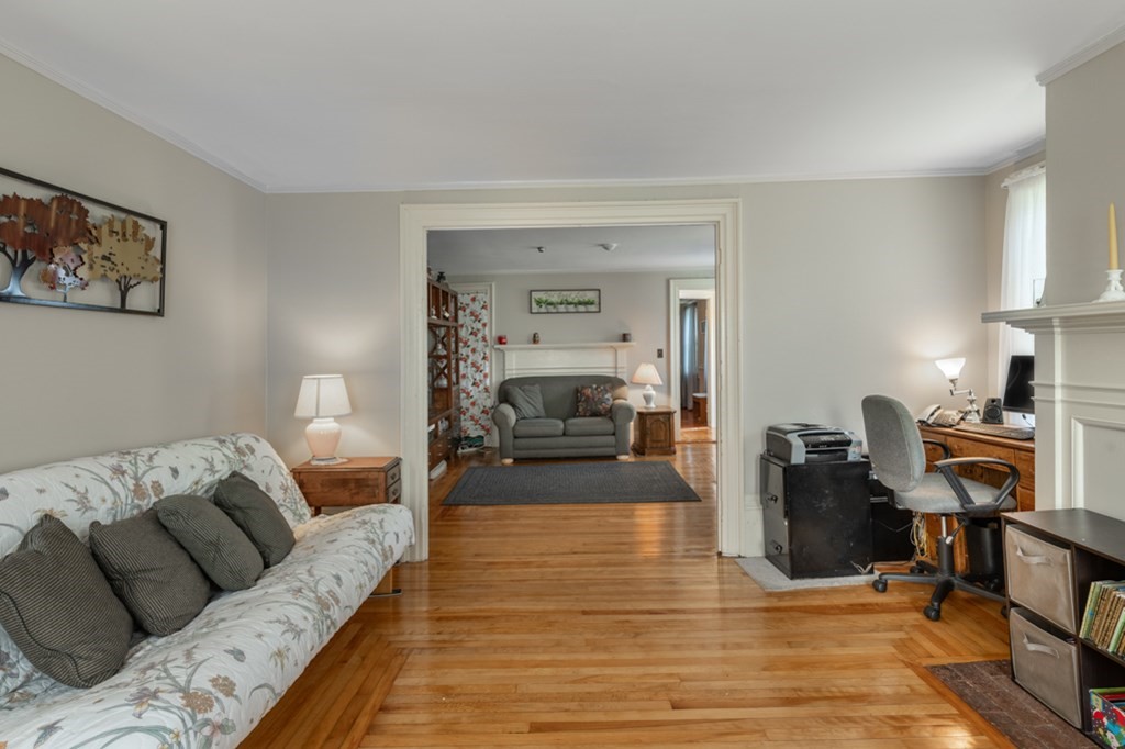 27 Andover Street Georgetown, MA 01833 - Photo 9 of 30 Gallery Image 9