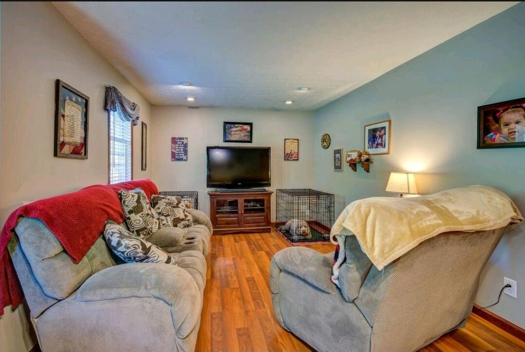 107 Mill Creek Road Elizabethton, TN 37643 - Photo 8 of 17 Screenshot_20210924-230113_Dropbox