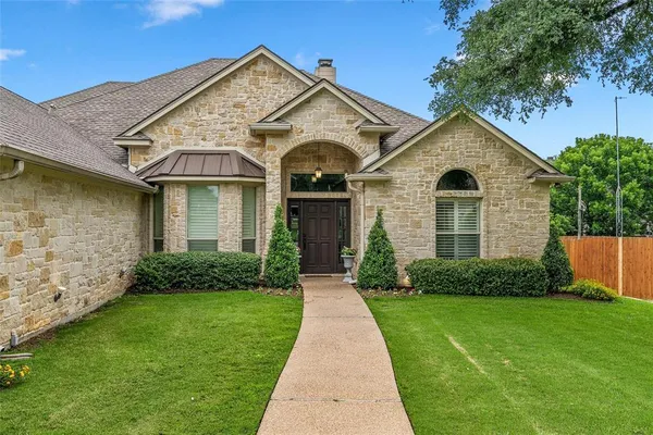 $625,000 | 112 Stone Manor Drive, McGregor, TX 76657