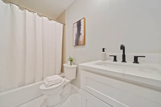 $3,200 | 52 Bellevue Street, Unit 1, Boston, MA 02125