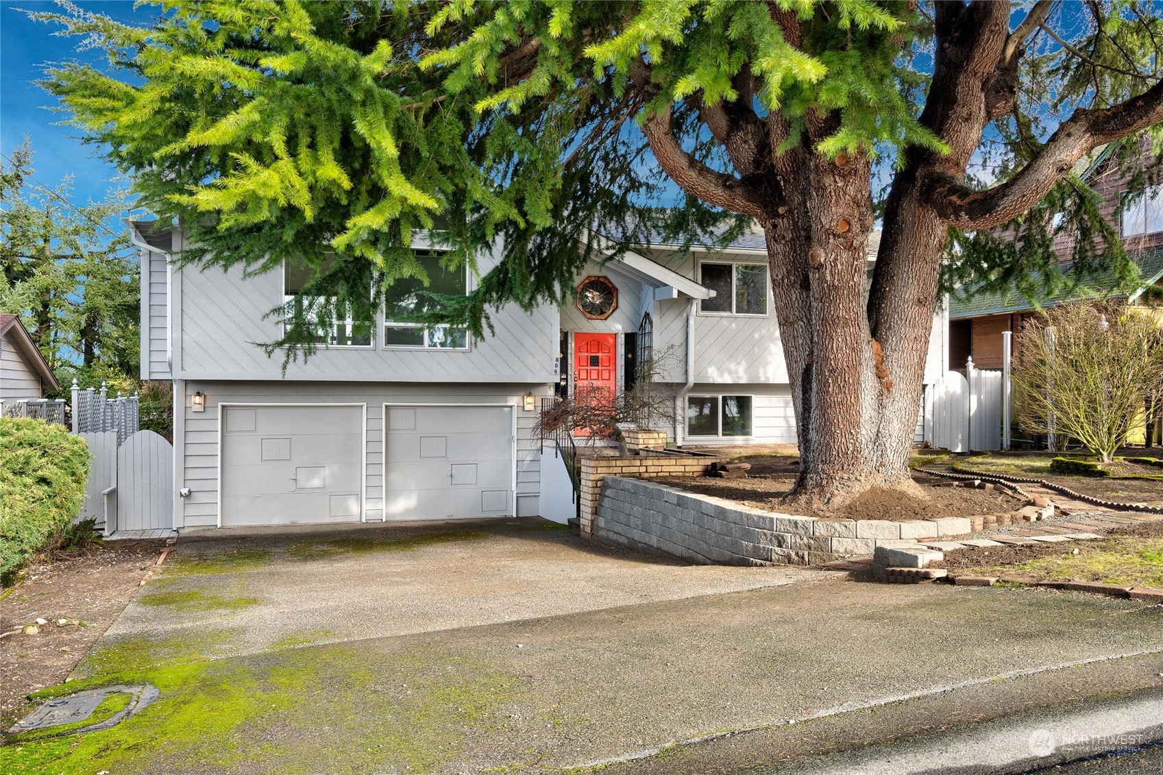806 North 31st Street Renton, WA 98056 - Photo 1 of 37 Gallery Image 1