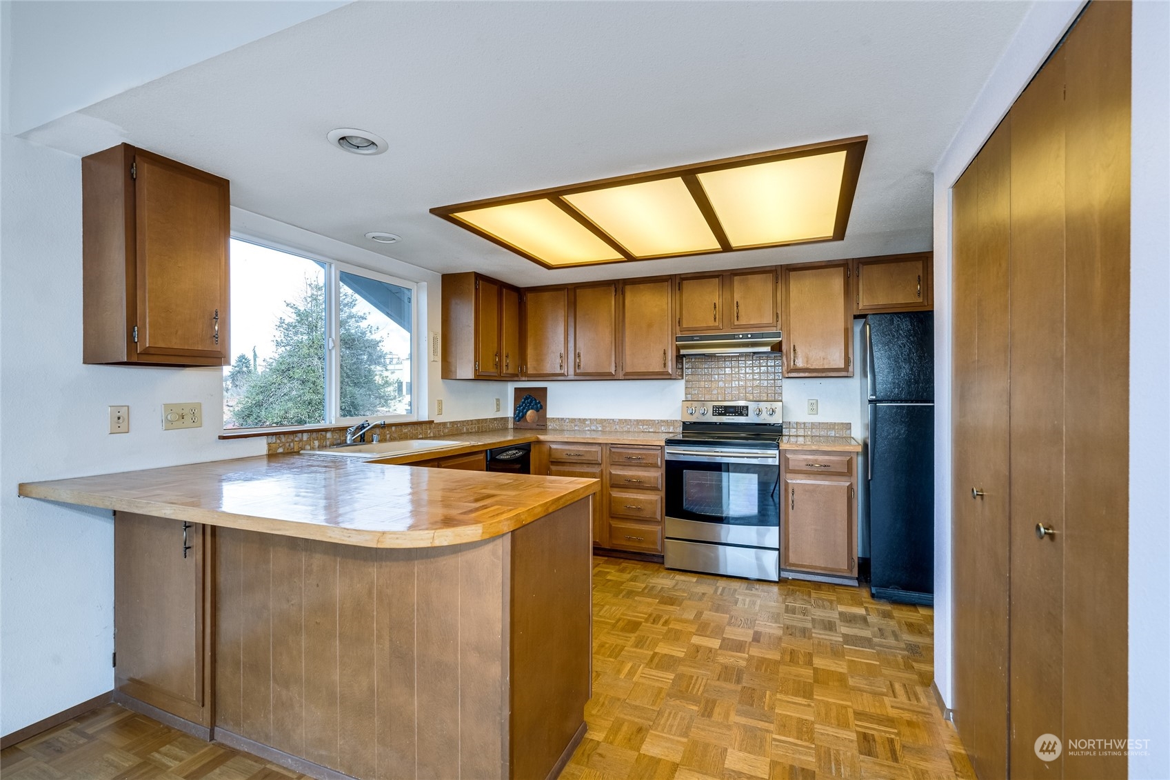 806 North 31st Street Renton, WA 98056 - Photo 12 of 37 Gallery Image 12
