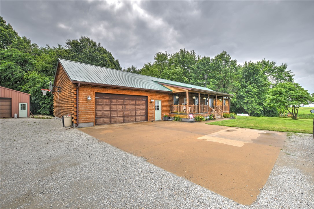2602 East 1800 North Road Moweaqua, IL 62550 - Photo 36 of 42