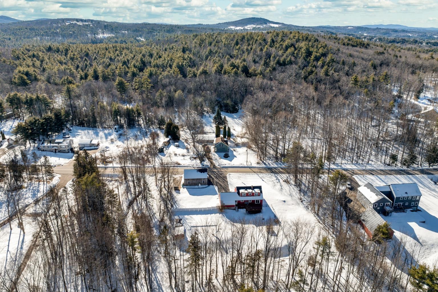 120 Saltmarsh Pond Road Gilford, NH 03249 - Photo 3 of 40 Gallery Image 3
