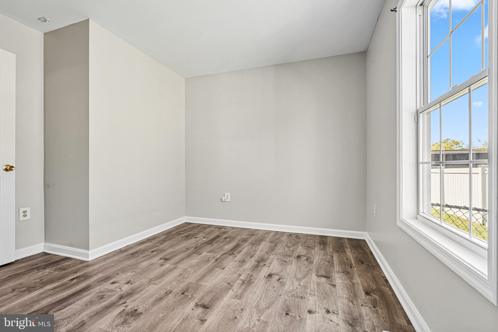 3929 Glenhurst Road Dundalk, MD 21222 - Photo 32 of 40 Gallery Image 32