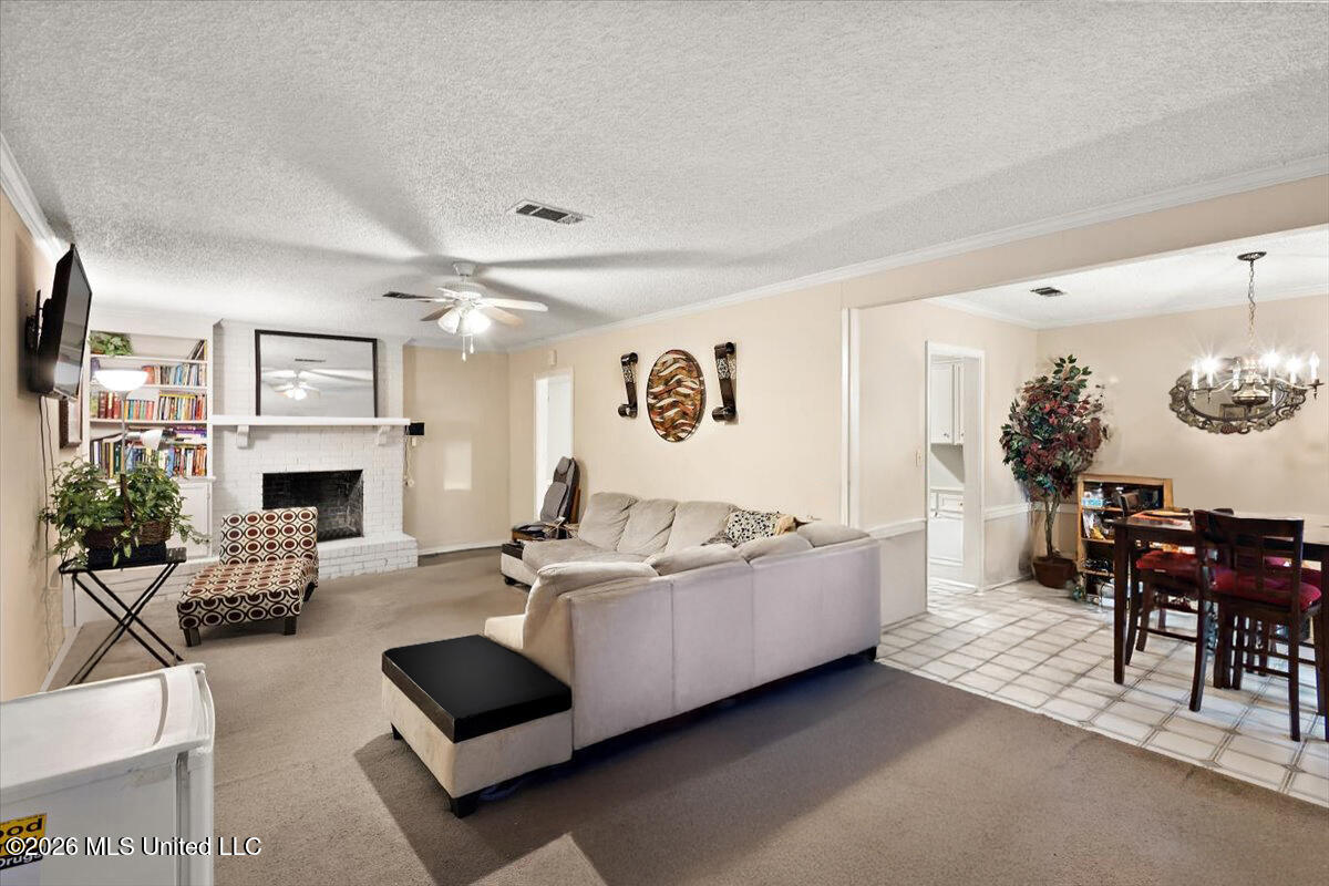 5814 Deer Trail Jackson, MS 39211 - Photo 3 of 21 15347B25-30DA-45C8-8A7E-6DA497B227BD