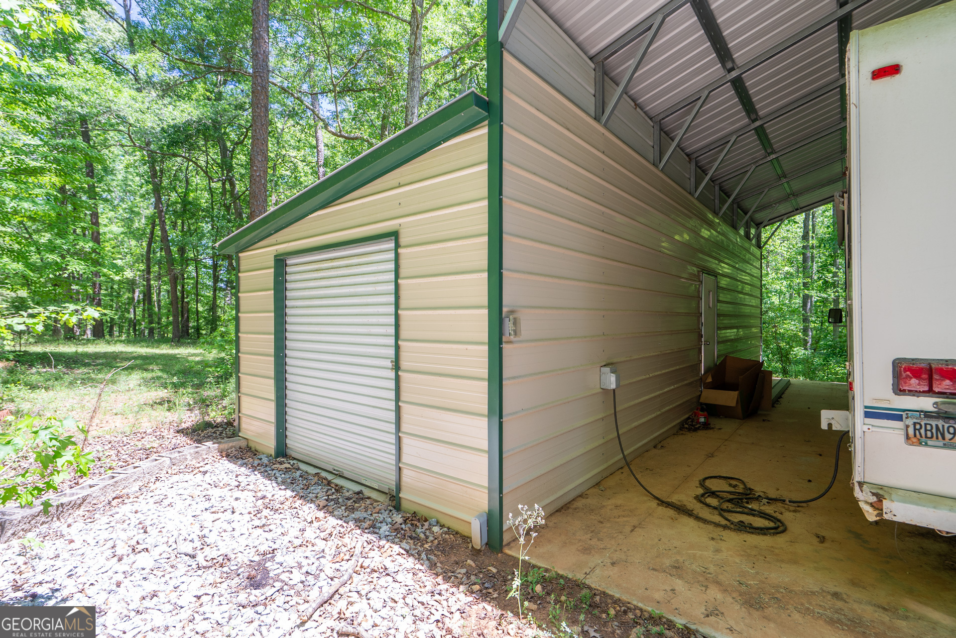 1491 Swords Trail Buckhead, GA 30625 - Photo 47 of 52 a view of a backyard with sitting area