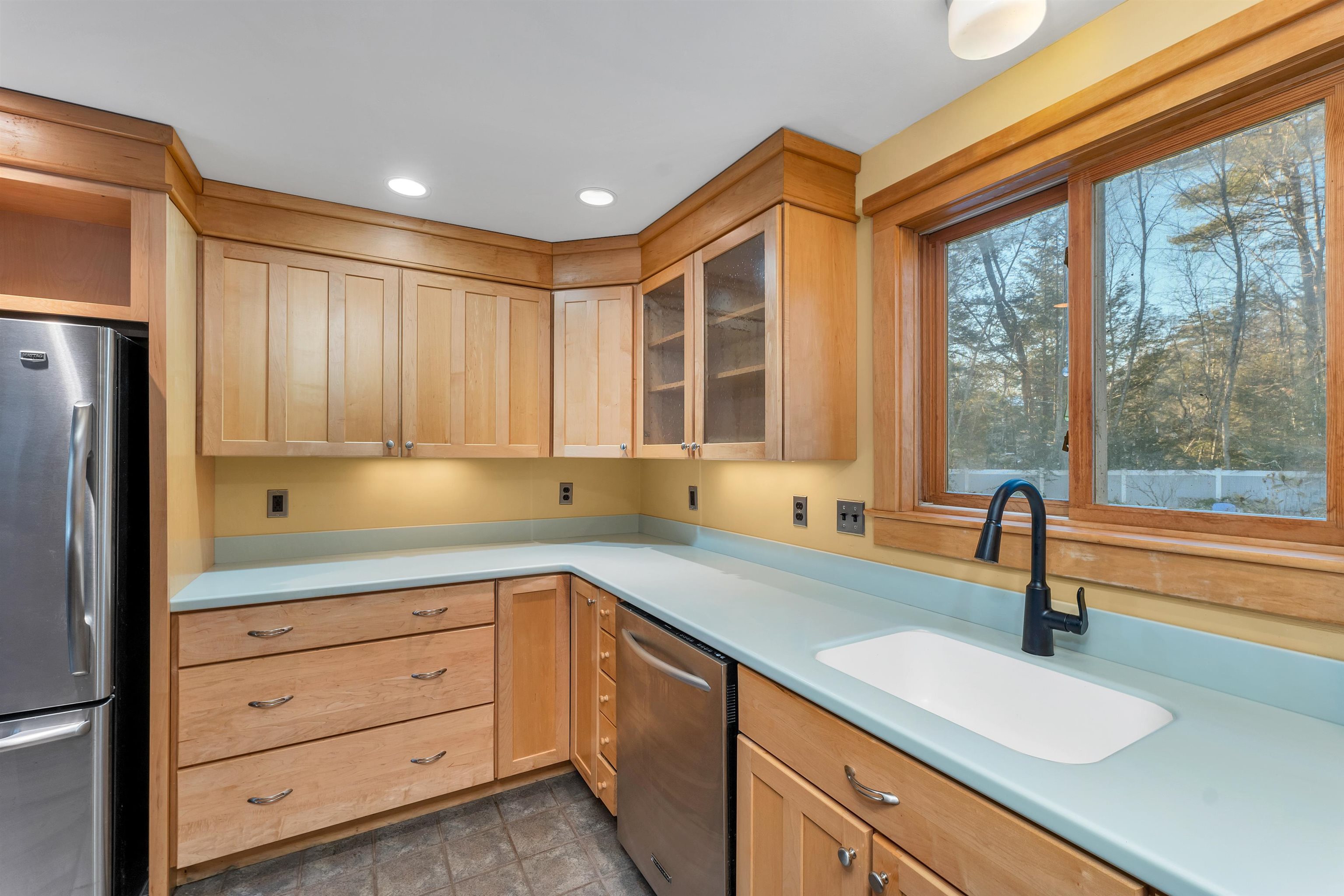 81 Beaver Road Strafford, NH 03884 - Photo 5 of 38