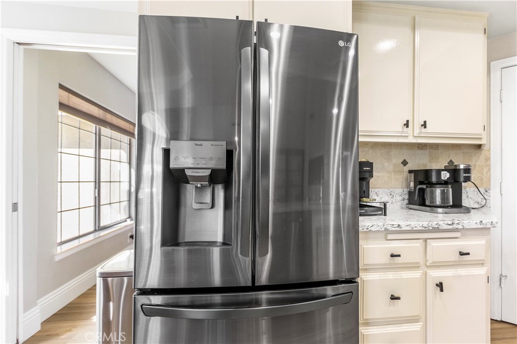 1825 Smoke Tree Road Pinon Hills, CA 92372 - Photo 12 of 54