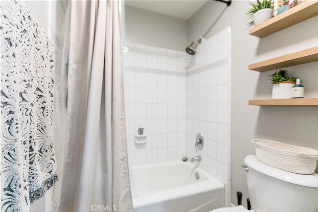 1825 Smoke Tree Road Pinon Hills, CA 92372 - Photo 22 of 54