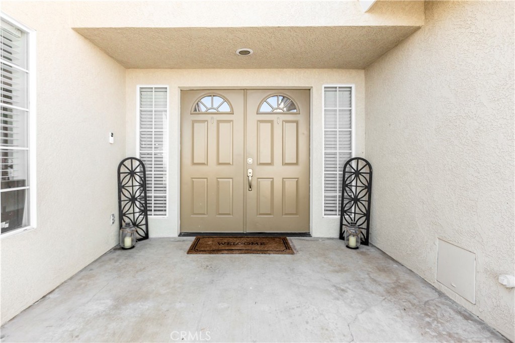 1825 Smoke Tree Road Pinon Hills, CA 92372 - Photo 4 of 54