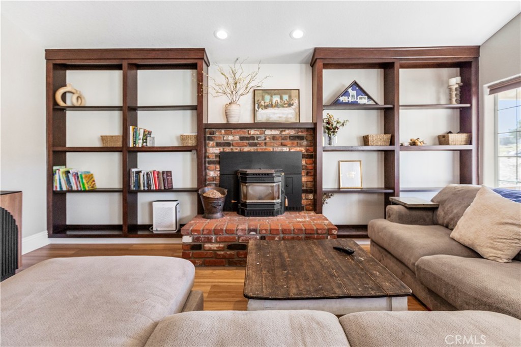 1825 Smoke Tree Road Pinon Hills, CA 92372 - Photo 8 of 54