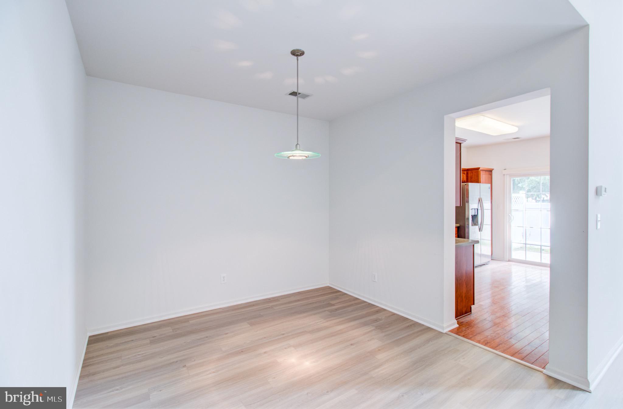 22 Warwick Road Princeton Junction, NJ 08550 - Photo 6 of 27