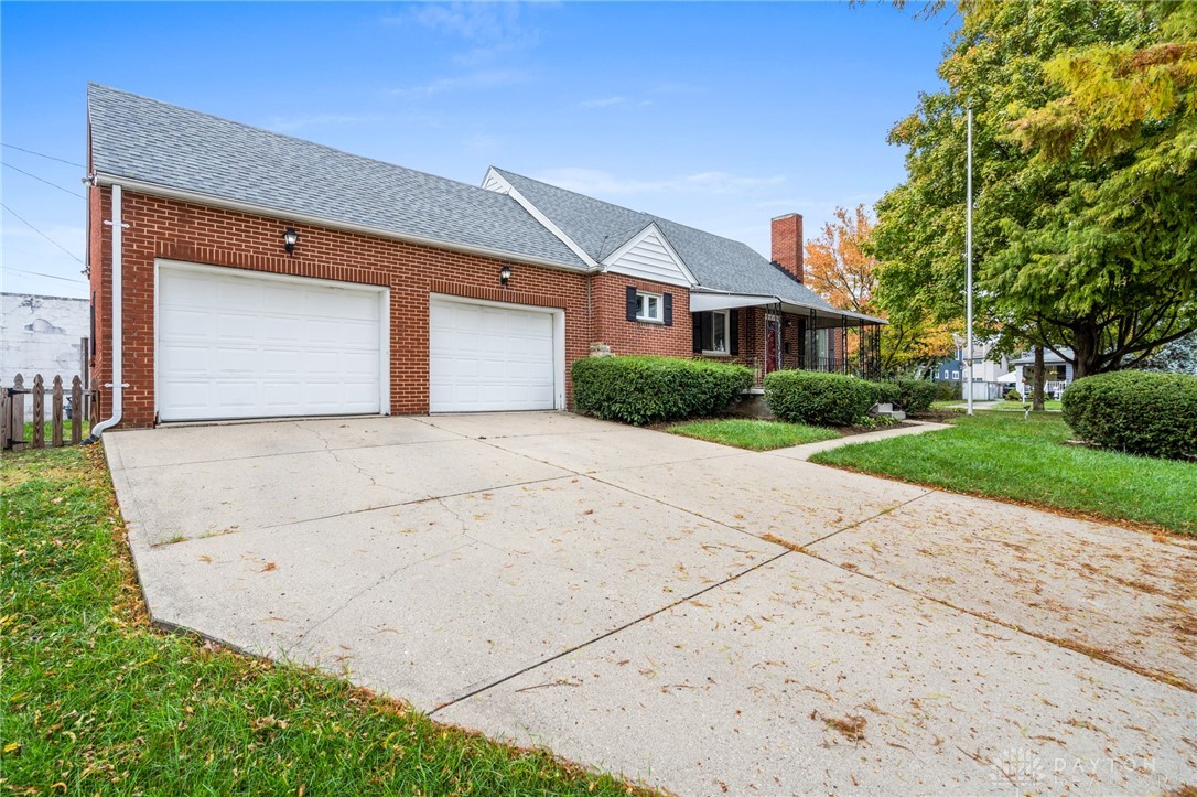 932 Patterson Road Dayton, OH 45419 - Photo 2 of 38