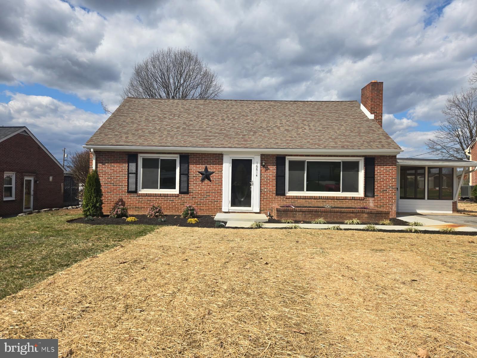 16814 Hampton Road Williamsport, MD 21795 - Photo 2 of 41