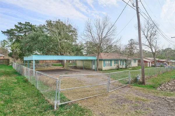 $1,200 | 203 Paul Knox Street, Huntsville, TX 77320