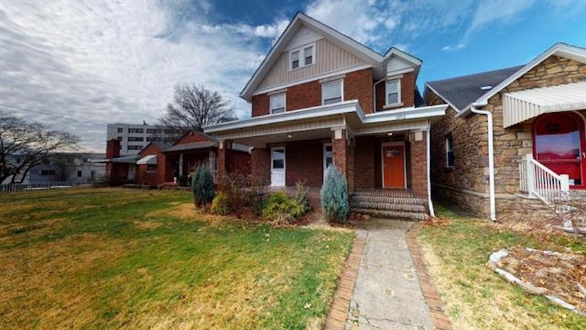 2912 Staunton Road Huntington, WV 25702 - Photo 1 of 1
