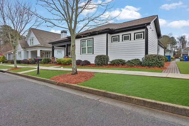 $399,900 | 89 Mission Oak Drive Southeast, Grayson, GA 30017