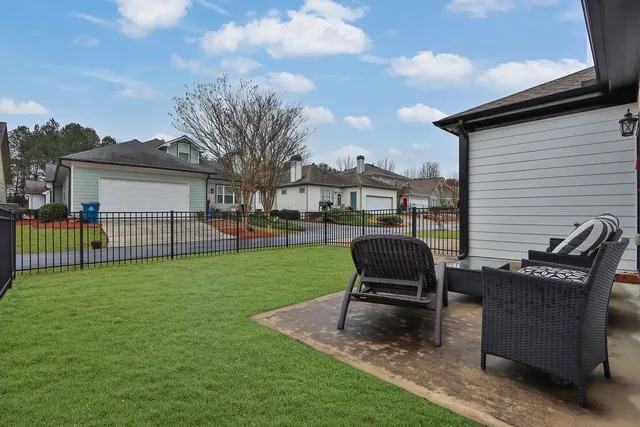 $399,900 | 89 Mission Oak Drive Southeast, Grayson, GA 30017