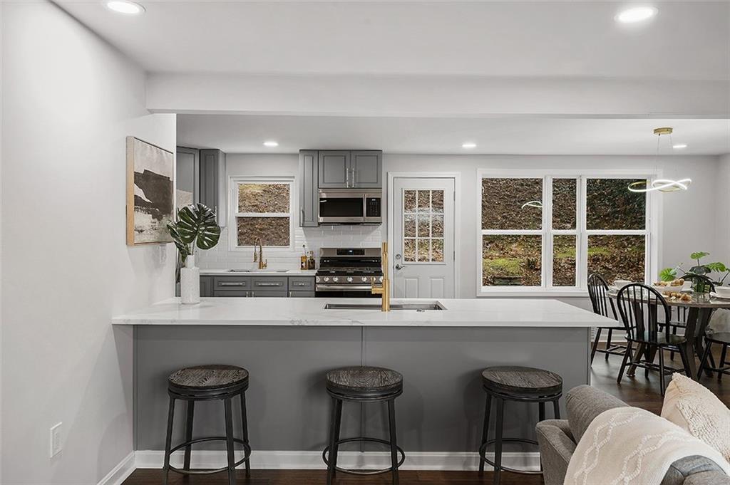 1171 Arrowood Drive Pittsburgh, PA 15243 - Photo 11 of 44