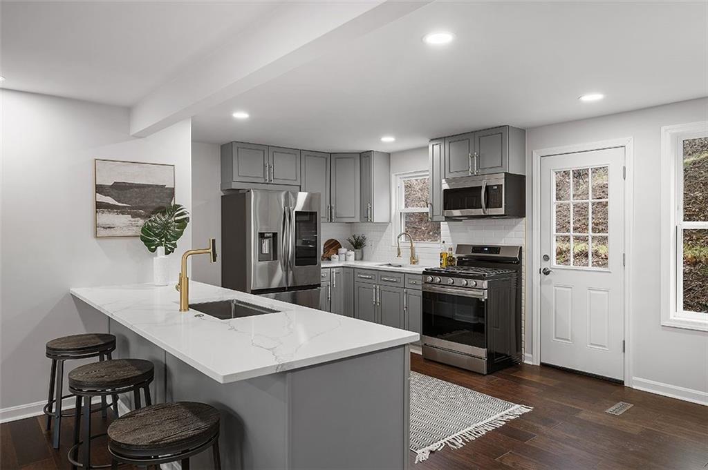 1171 Arrowood Drive Pittsburgh, PA 15243 - Photo 12 of 44