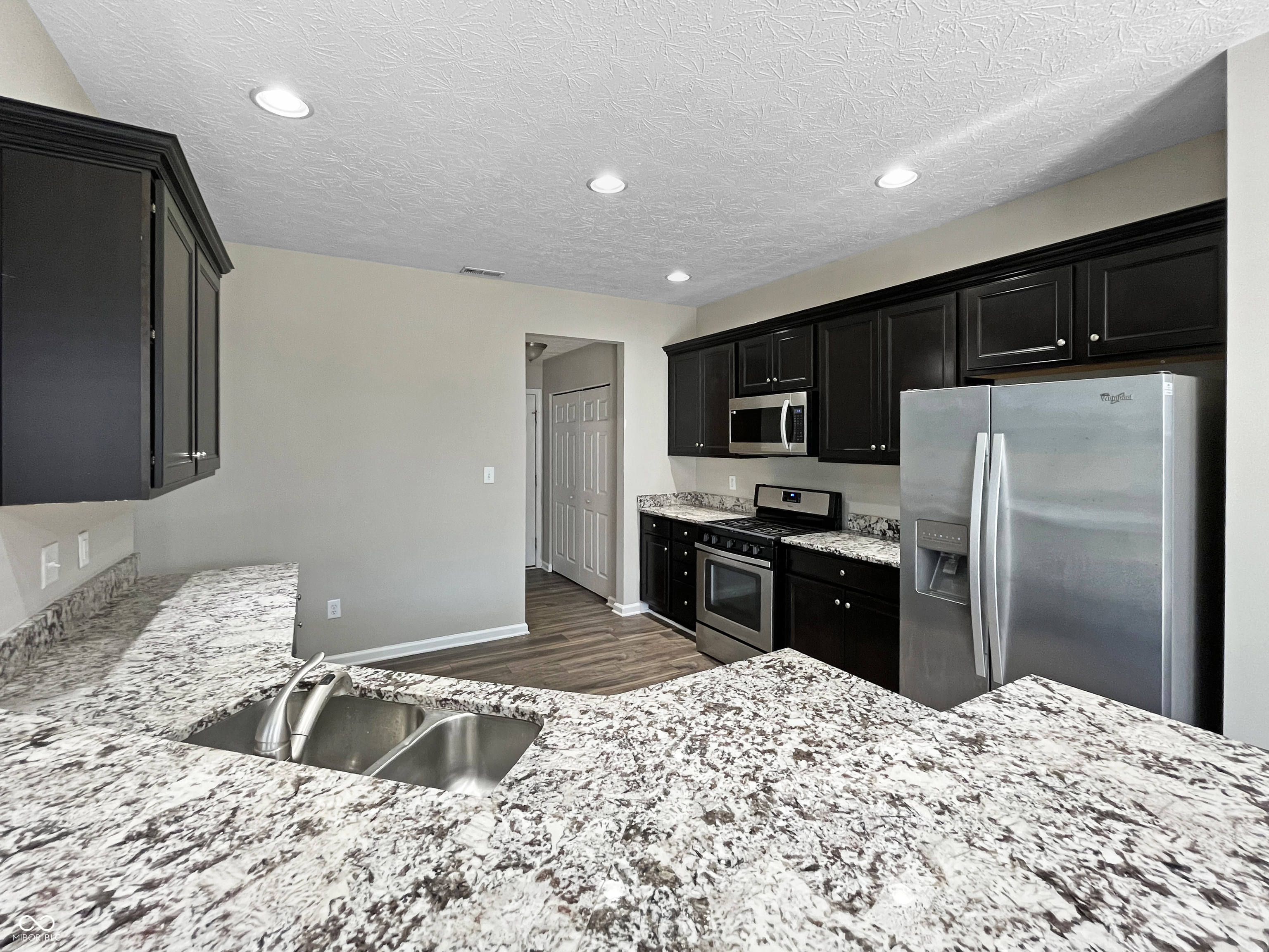 5775 Waterstone Way Whitestown, IN 46075 - Photo 5 of 14