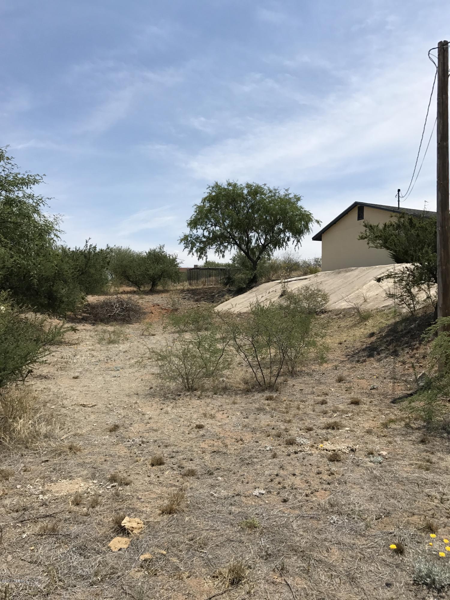899 Pendleton Drive Rio Rico, AZ 85648 - Photo 5 of 39