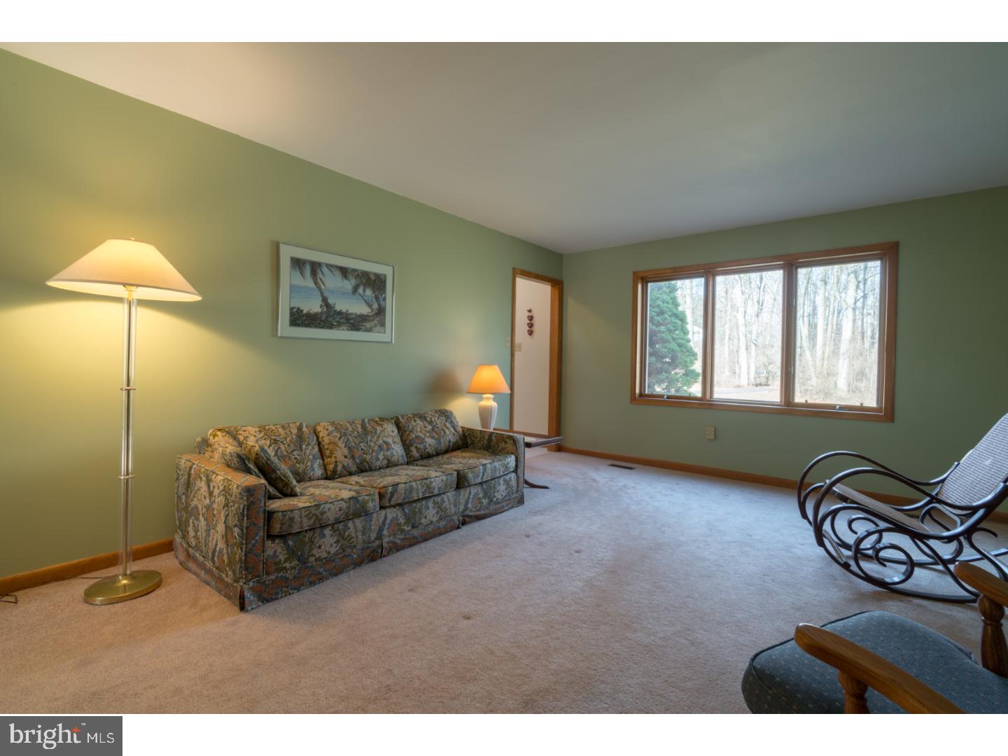 68 Seminary Road Glenmoore, PA 19343 - Photo 10 of 25 Living Room
